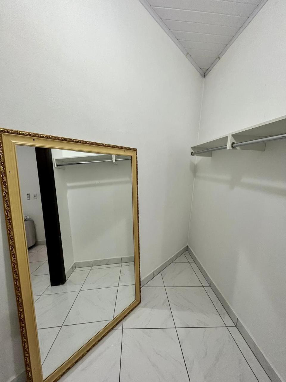 Apartamento Lirio Porto Belo Eksteriør bilde